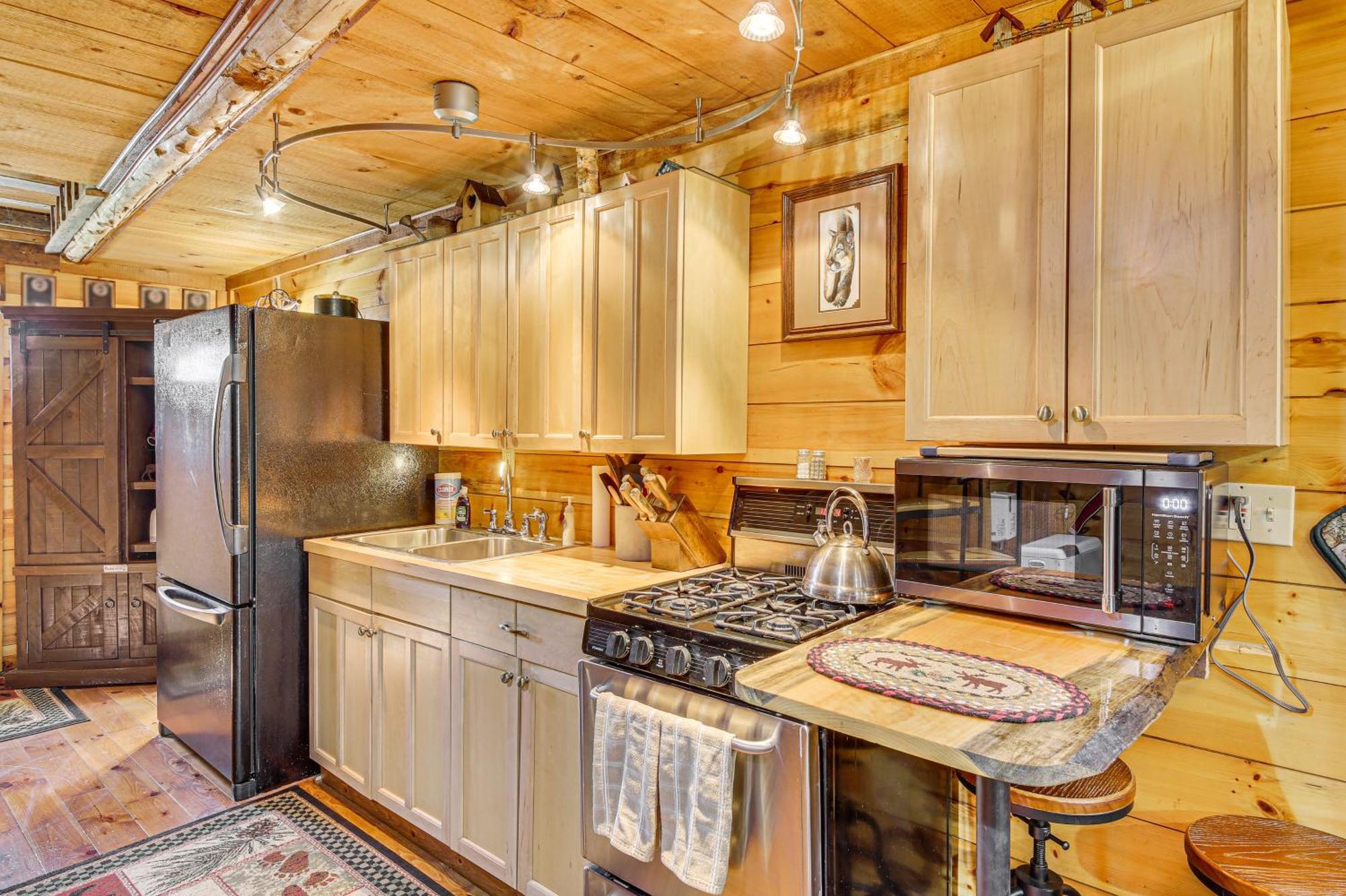 Rustic Searsport Cabin Loft And Sunroom On 10 Acres Exteriér fotografie
